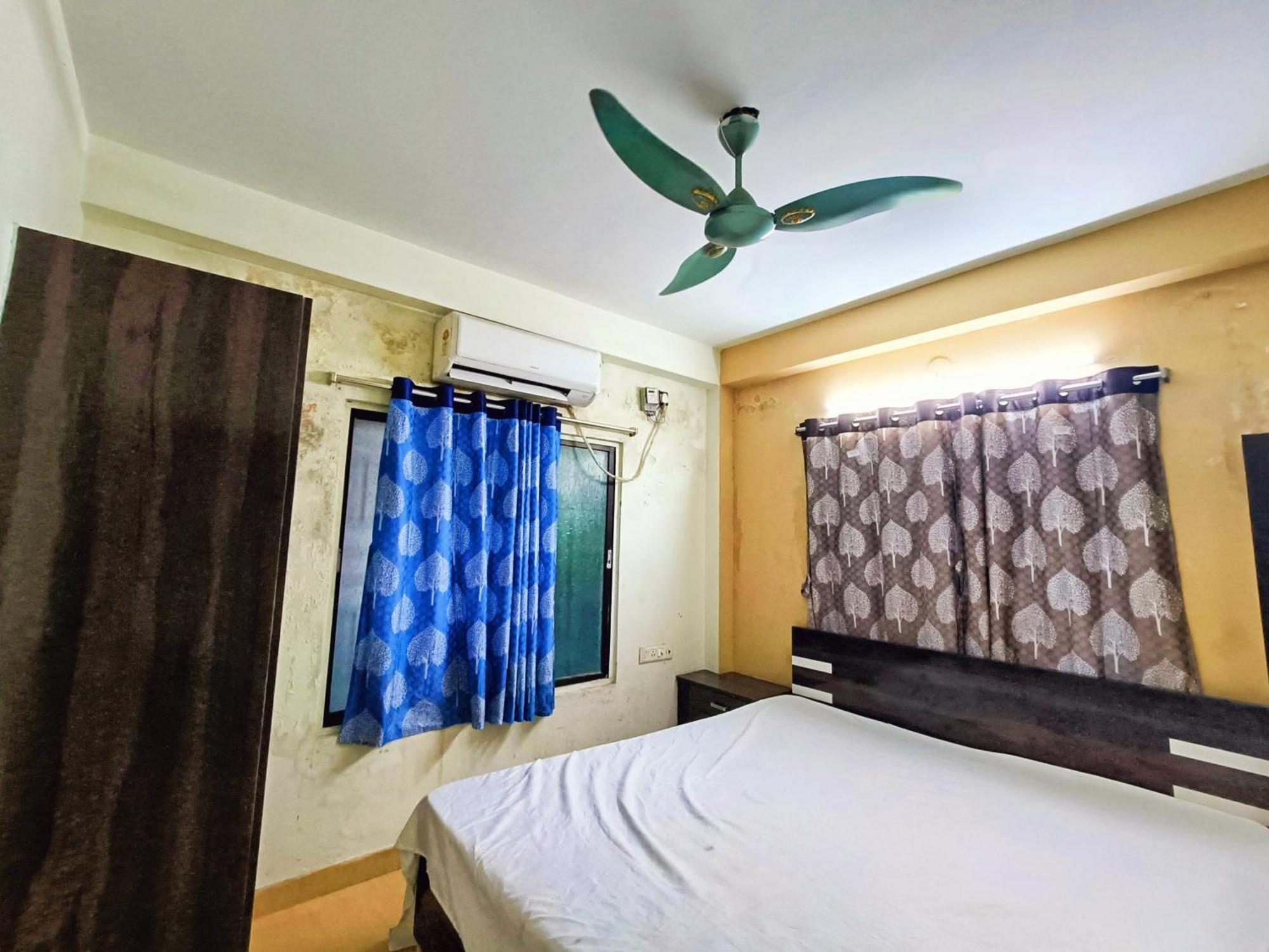 Rest Inn Hotel Newtown Road Near Tata Medical Колката Екстериор снимка