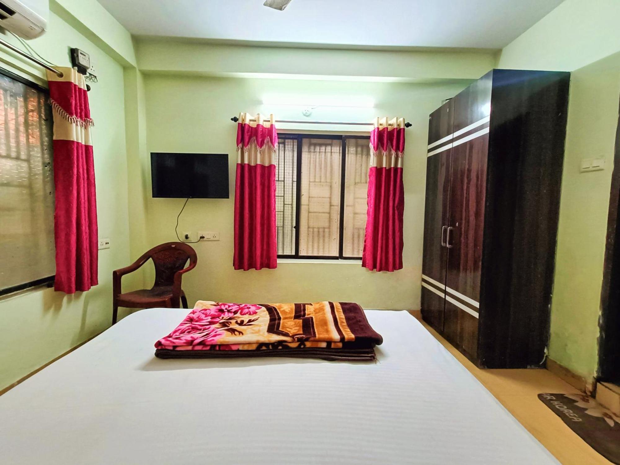 Rest Inn Hotel Newtown Road Near Tata Medical Колката Екстериор снимка